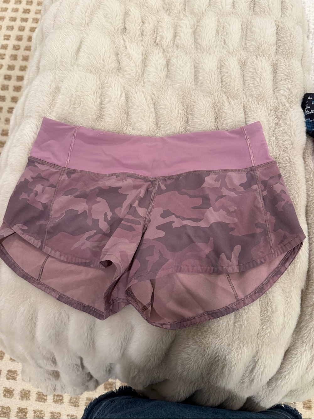 Camo Lululemom Speed Up Shorts